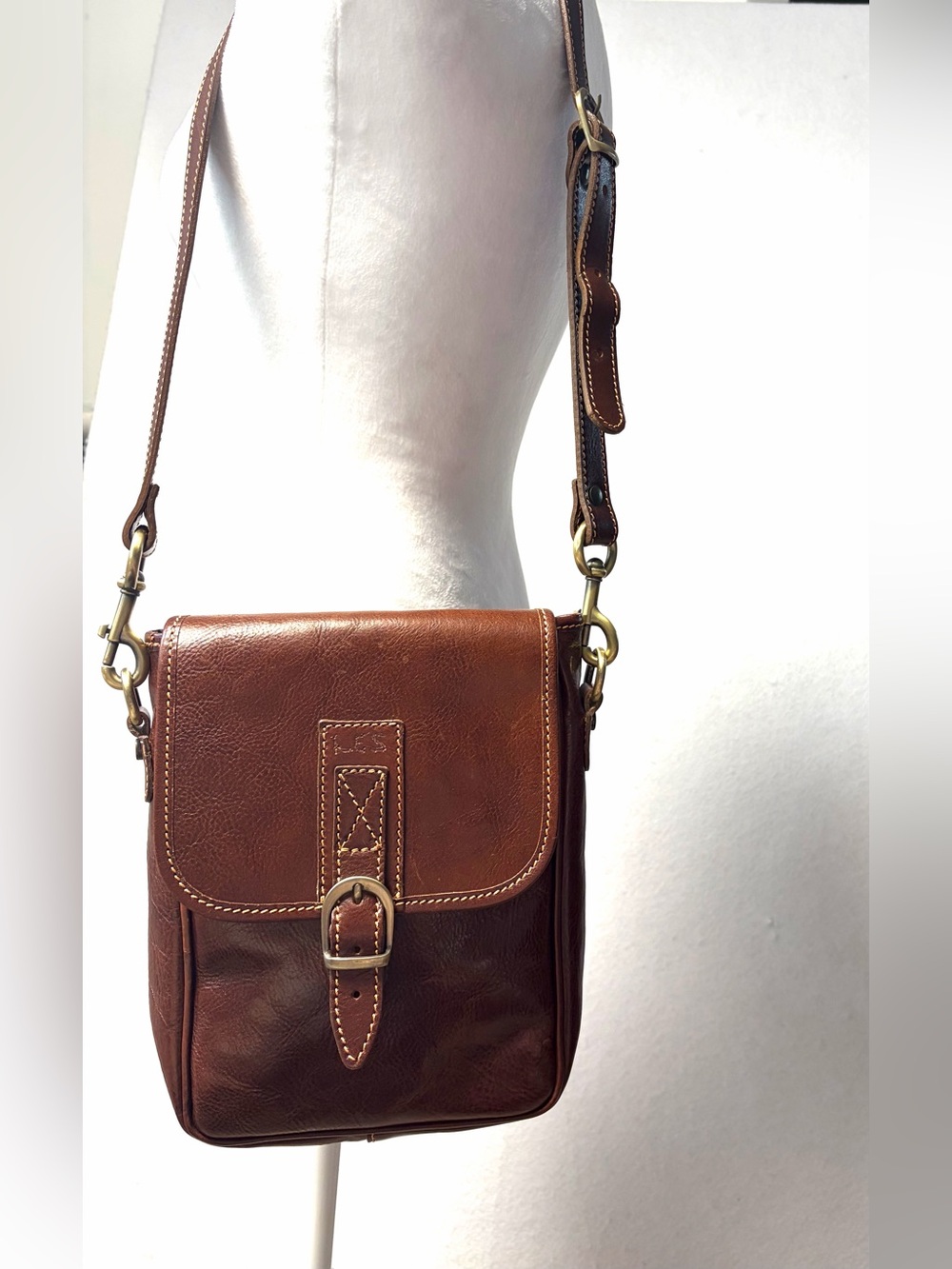 Floto Italian Leather Crossbody Bag Discontinued Chianti Style Made in Italy